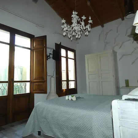 L'ottava Meraviglia And Guest house