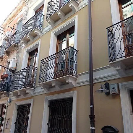 בית הארחה L'ottava Meraviglia And קליארי